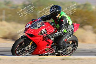 media/Oct-06-2024-Race Pace (Sun) [[d7d39ec7ad]]/3-Turn 2 Inside Pans (8am)/